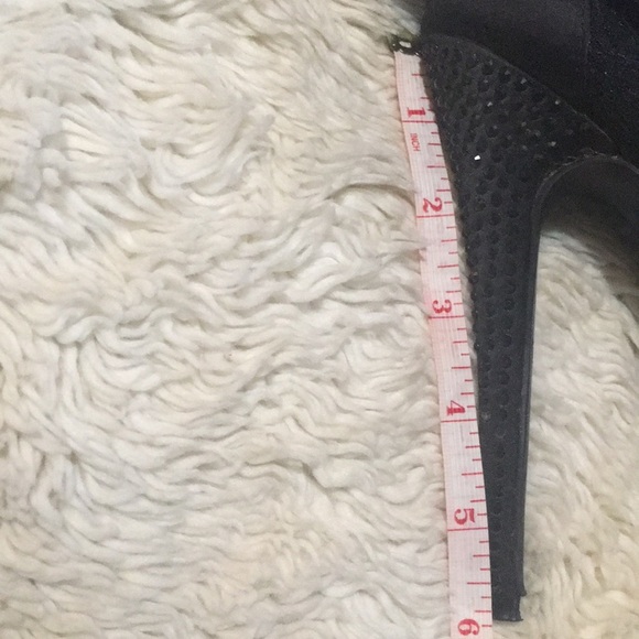 Bebe Black 👠 Heels 🍁 - Picture 6 of 6